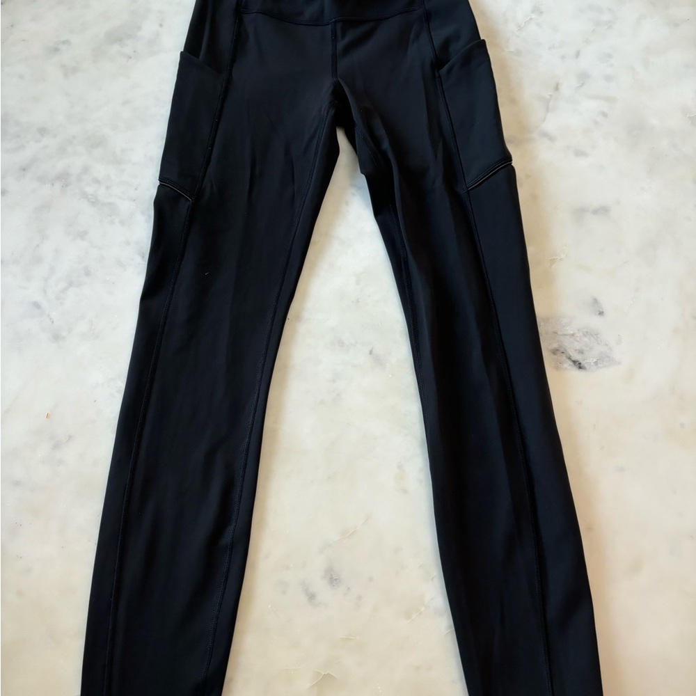 Black Lululemon leggings